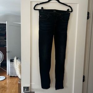 Like new hudson jeans- dark wash jeans